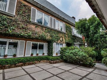 RESIDENCIA EN VENTA EN LA HERRADURA