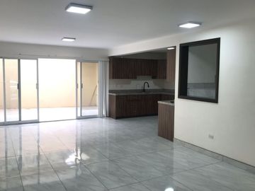 SE RENTA BONITA CASA EN RESIDENCIAL VILLAS CAMPESTRE