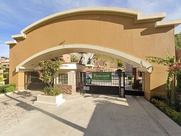 SE RENTA BONITA CASA EN RESIDENCIAL VILLAS CAMPESTRE
