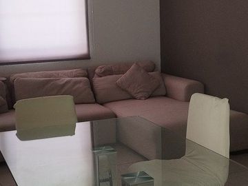 Departamento amueblado, 2 recamaras, sala para TV, en condo con alberca
