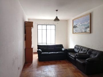 Amplio Departamento en Venta en Sector Alameda, Santiago Centro
