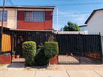 Vendo amplia casa de 3D+1B en Sector Residencial de Puente Alto