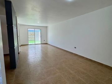 CASA EN VENTA VILLAS DE SANTA FE