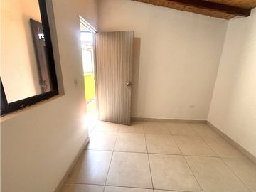 ARRIENDO APARTAMENTO EN  BARRIO COLOMBIA