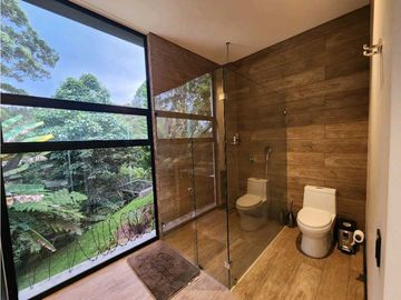 Casa para renta y/o venta en Llanogrande.
