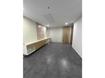 RENTA DE APARTAMENTO EN EL ALTO DE LAS PALMAS, UBICACIÓN ESTRATÉGICA.