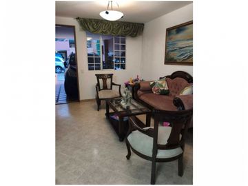 CASA EN VENTA BELÉN LA MOTA