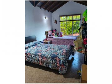 CASA EN VENTA BELÉN LA MOTA