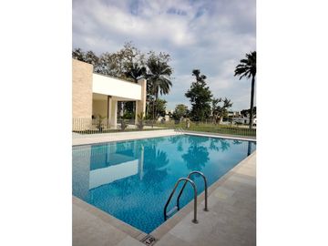 Lote esquinero de 425  m2 en Hontanar de Las Mercedes Jamundí
