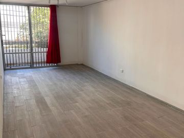 Se arrienda departamento central