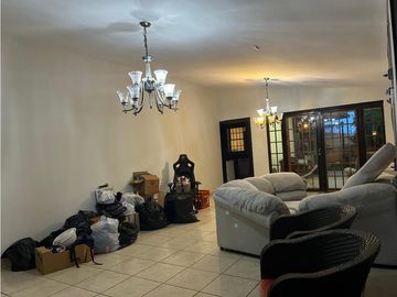 Casa en Alquiler en Brisas del Golf