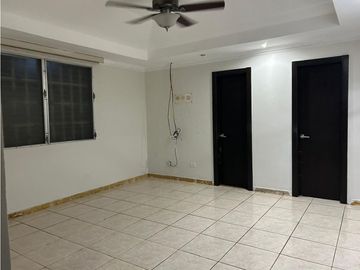 Casa en Alquiler en Brisas del Golf