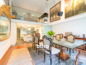 MODERNA CASA EN VENTA DE LUJO PASOS DASSO Y BOULEVARD ROOSEVELT EN SAN ISIDRO