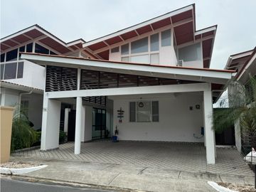 VENDO CASA PH PARADISE POINT, CORONADO – NUEVA GORGONA