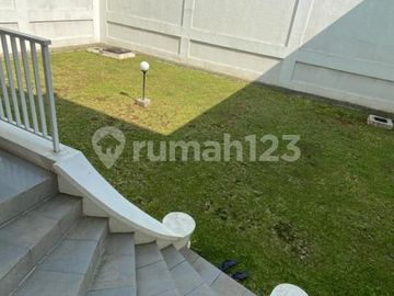 Dijual Rumah di Amethyst - Phg Semi Furnished