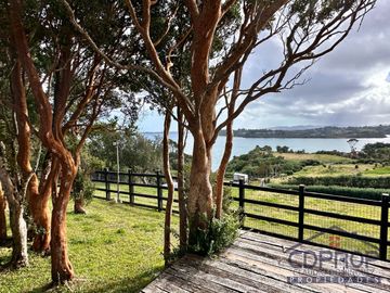 REFUGIO EN CHILOÉ 2,28 HA, CASAS, ACCESO PLAYA PRIVADA Y AUT