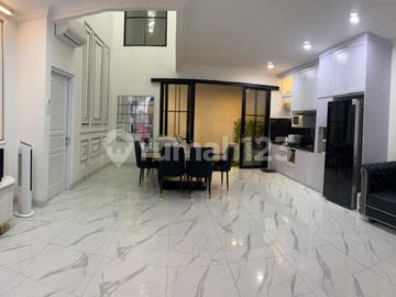 Mau Jual Rumah di Delatinos, BSD City Bangunan Baru 2024