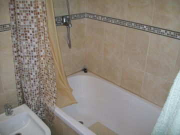 HERMOSO MONOAMBIENTE MUY AMPLIO E IMPECABLE BALCON VISTA PANORAMICA
