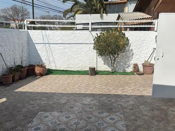 VENDO CASA DE 3 HAB 2 BA CUATRO PONIENTE MAIPÚ