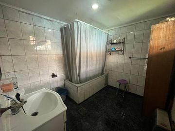 CASA AMPLIA COMODA SECTOR TRANQUILO  3D 3B
