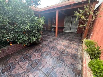 CASA AMPLIA COMODA SECTOR TRANQUILO  3D 3B