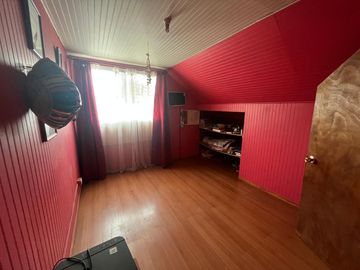 CASA AMPLIA COMODA SECTOR TRANQUILO  3D 3B