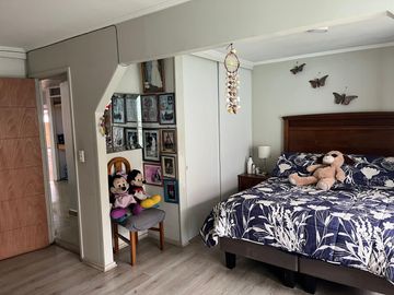 CASA AMPLIA COMODA SECTOR TRANQUILO  3D 3B