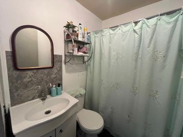 CASA AMPLIA COMODA SECTOR TRANQUILO  3D 3B