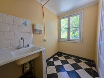 ARRIENDO CASA 7HAB 2BA RECOLETA