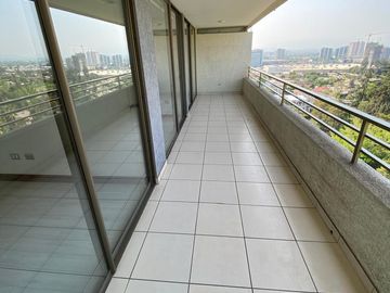 DEPARTAMENTO ESTILO MARIPOSA CON VISTA DESPEJADA