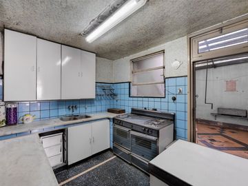 Venta casa 5 ambientes en Flores
