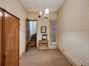 Venta casa 5 ambientes en Flores