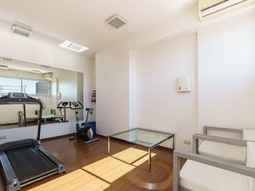 OFICINA CON BALCÓN Y AMENITIES EN NUÑEZ