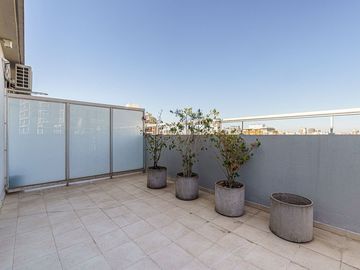 OFICINA CON BALCÓN Y AMENITIES EN NUÑEZ