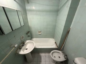 Departamento 2 ambientes en Venta en Flores
