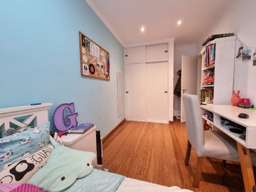 Casa en venta en Villa Udaondo