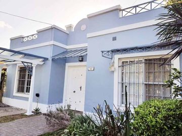 Casa en venta en Villa Udaondo