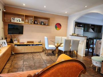 Casa en venta en Villa Udaondo