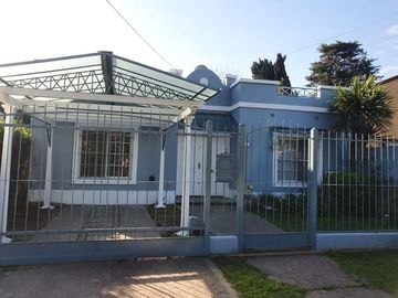 Casa en venta en Villa Udaondo