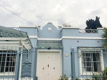 Casa en venta en Villa Udaondo