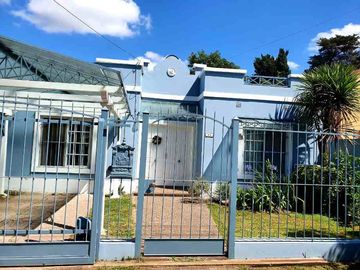 Casa en venta en Villa Udaondo
