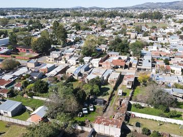 VENTA CASA A RECICLAR Y DTO GRAN LOTE/VILLA ITALIA