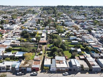 VENTA CASA A RECICLAR Y DTO GRAN LOTE/VILLA ITALIA