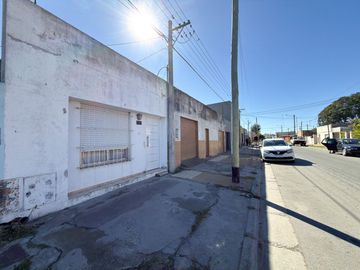 VENTA CASA A RECICLAR Y DTO GRAN LOTE/VILLA ITALIA