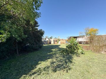 VENTA CASA A RECICLAR Y DTO GRAN LOTE/VILLA ITALIA