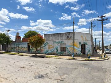 EN VENTA CASA CON DEPENDENCIAS VILLA ITALIA TANDIL