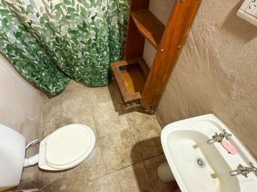 EN VENTA CASA CON DEPENDENCIAS VILLA ITALIA TANDIL
