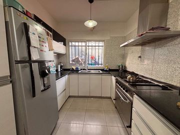Departamento Tipo Casa en venta en Remedios de Escalada Este