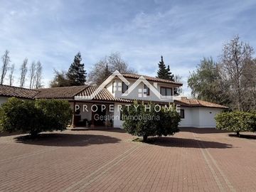 VENTA CASA CLUB DE GOLF BRISAS DE CHICUREO 5D + 5B + SERVICI