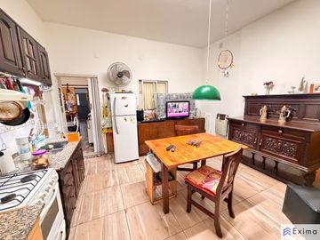 Casa en venta c/ cochera en Saladillo